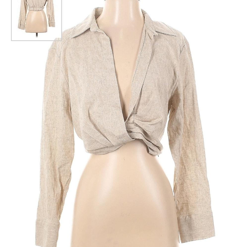 Zara sold out cropped long sleeve top
